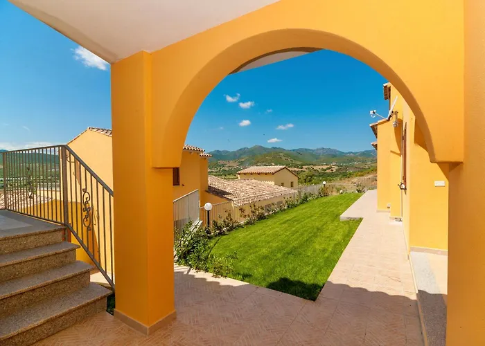 In Malamuri Near Budoni, 4 Beds With Private Outdoor Area Budoni