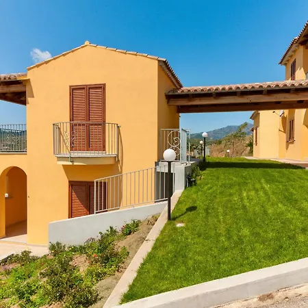 In Malamuri Near Budoni, 4 Beds With Private Outdoor Area