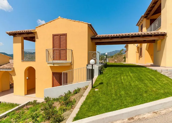 In Malamuri Near Budoni, 4 Beds With Private Outdoor Area